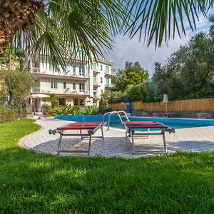 Garden Hotel