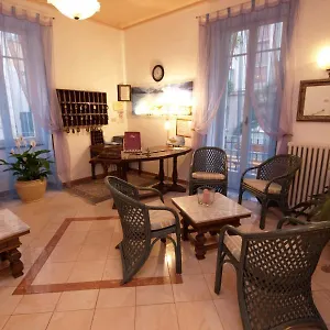 3* Hotel Experia